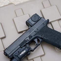 TRIARC OZ9 Service Pistol 9×19