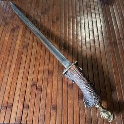GRANDE DAGUE POIGNARD 61 CM FORTE FUSÉE BOIS DE CERF POMMEAU AU CASQUE EMPANACHÉ DE CHEVALIER