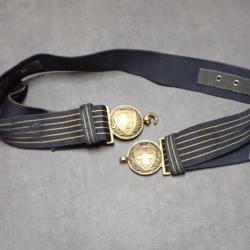 Ceinturon Officier Suisse en Excellent état pour la dague de parade, ou le sabre. Boucles rondes