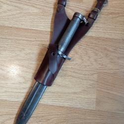 Rare baïonnette Suédoise 1896 avec porte fourreau de cavalerie.