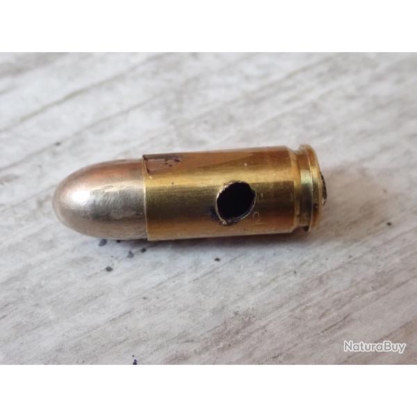 Cartouche, munitions neutralise, calibre 9 mm.