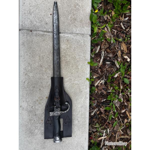 Sabre / baonnette Berthier 1892 avec fourreau et gousset