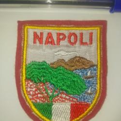 Écusson tissu brodé : " NAPOLI " (Italie).