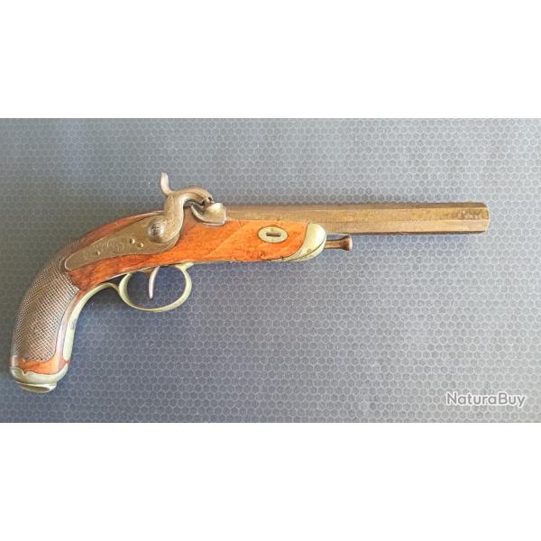 PISTOLET d'officier  percussion. Canon damas  ruban.