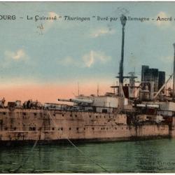 CPA -Marine Militaire-CHERBOURG - Le Cuirasse " Thuringen "livre par l'Allemagne Ancre en rade -N°23