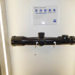 ZEISS V8 1.8-14x50  ret 60 rail ZM , Produit neuf   Sans Prix de Réserve