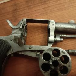 Superbe puppy rare à la vente full number tout au numero 7 avec ses munitions d'origine