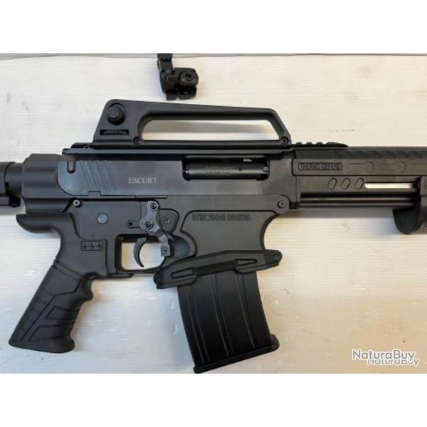 EXCLUSIVIT ESCORT PX12X PUMP-ACTION A CHARGEUR