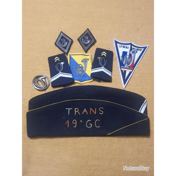 Calot et insignes 19 me groupe de Chasseurs BCA transmissions Chasseurs Alpins