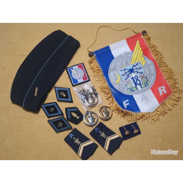 Calot et insignes 18 me rgiment de transmissions FAR Force Action Rapide