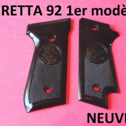 DERNIERES plaquettes plastique NEUVES pistolet BERETTA 92 ANCIEN MODELE - VENDU PAR JEPERCUTE (HU48)