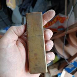 Briquet ancien