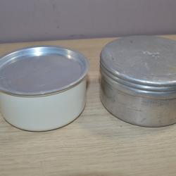 Boite style France WW2 Allemand Beurrier /toilette soldat 40  reconstitution 1939/1945 (23)