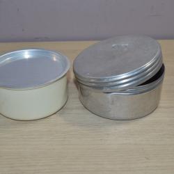Boite style France WW2  WH All Beurrier /toilette soldat Campagne reconstitution 1939/1945 (23)