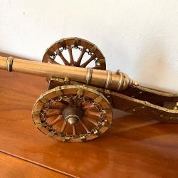 Canon en bronze massif style XVIIII ème