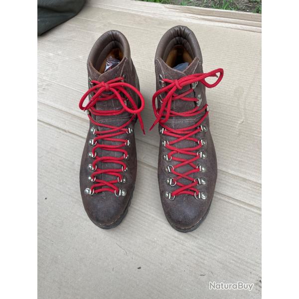 Chaussures de marche en cuir, marque Mphisto avec une paire de lacets de rechange, taille 46