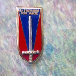 insigne collection école spéciale militaire Saint Cyr fab. Drago