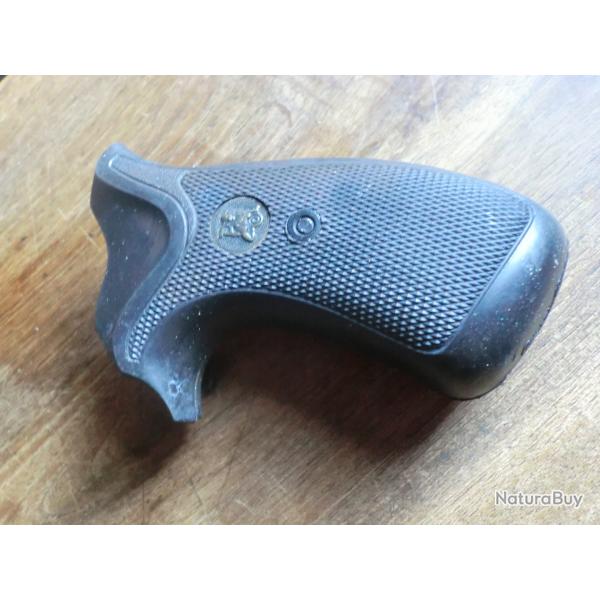 pachmayr rubber grips for ruger security six / mad in usa