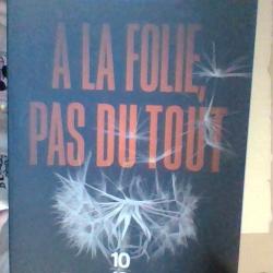 A la folie pas du tout par M.J Arlidge - 10/18