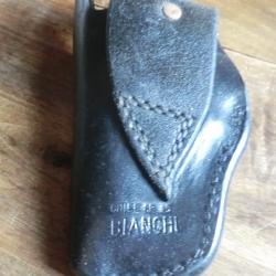 holsters cuir noir chief  SP //5 blanchi