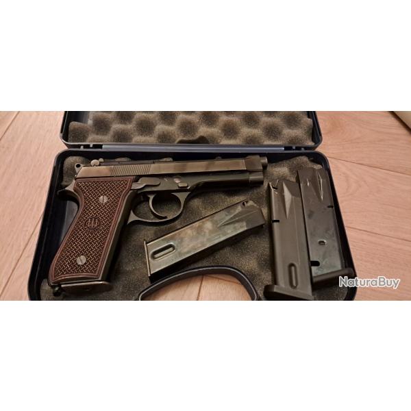 Beretta 92s