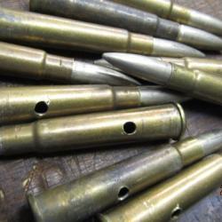1munition fusil lee enfield neutra 303 british datée ww1 ww2 maquis parachutage résistance résistant