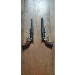 LOT DE 2 Réplique Factice du Revolver Navy de 1851 de chez Kolser