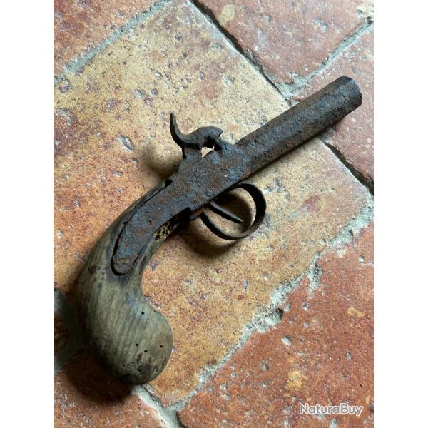 Pistolet de coffre