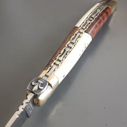 COUTEAU LAGUIOLE MAKI, THIERS, mouche forgée FLEUR DE LYS, manche BOIS D'AMOURETTE IVOIRE, guilloché