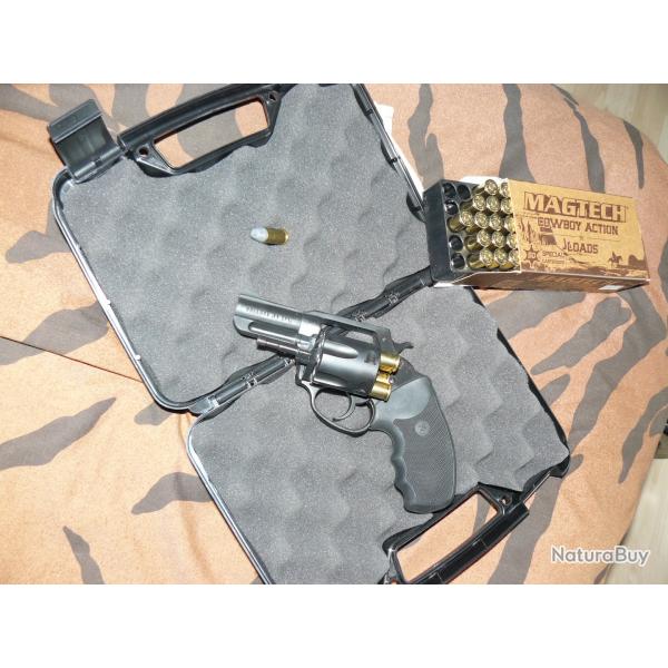 revolver cal 44 special canon 2,5 pouces de charter arms modle bulldog blue