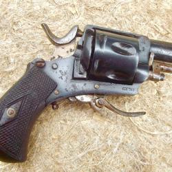 REVOLVER BELGE TYPE BRITISH BULLDOG.