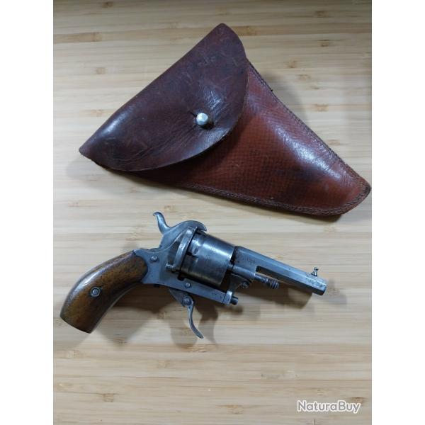 Revolver  broche"THE GUARDIAN AMERICAN MODEL OF 1878"avec son tui