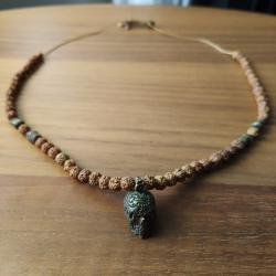Collier Pendentif Crane Laiton Bois Perles Origine Tibet Népal Asie Spirituel Méditation Mystique