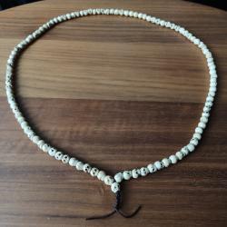 Collier Pendentif Crâne Os Fumé de Yak Buffle Perles Origine Tibet Népal Asie Méditation Spirituel