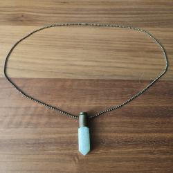 Collier Pendentif Douille 44 Magnum et Pierre Précieuse Bleu / Vert Balle Munition Chaîne Métal
