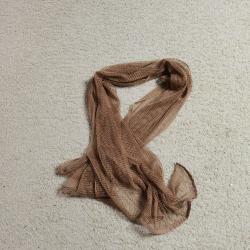 Écharpe en maille coyote