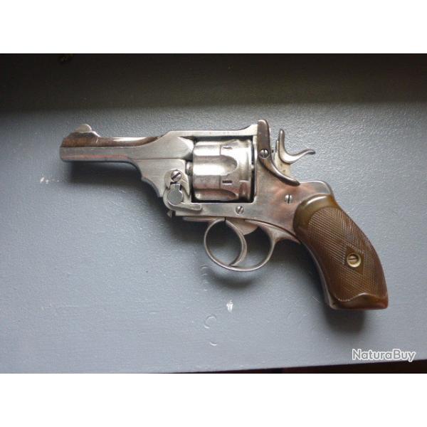 Revolver Webley MK III en calibre 32 long