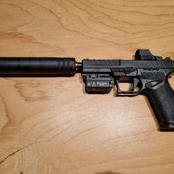 PACK SPRINGFIELD ECHELON Tactical Fileté + Silencieux a-tec + point rouge Vector Optic + Lampe Laser