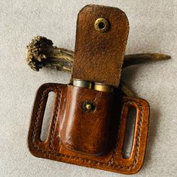 pochette en cuir artisanale pour 2 munitions de calibre 20
