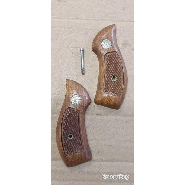 plaquettes originales smith & wesson modle 30 (2124)