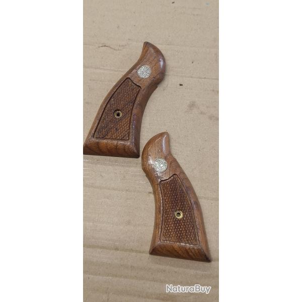 plaquettes originales smith & wesson calibre 38 mod 10,11,13,14,15,... (2125)