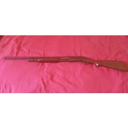 Fusil à pompe Winchester M 97 cal 12 model Take down année 1897.