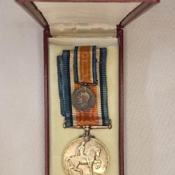 Médailles Anglaise King Georges V guerre 14/18 nominative