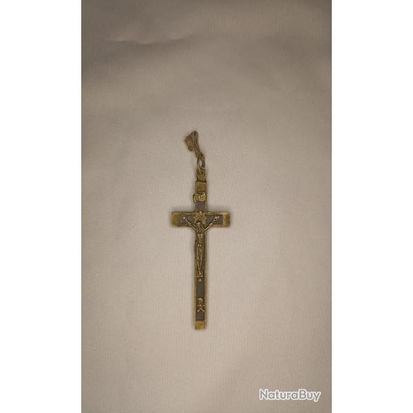 Petit crucifix dbut XXme sicle