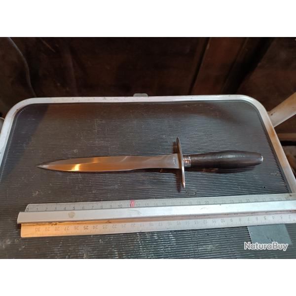 Dague ancienne chasse ou combat marque springer