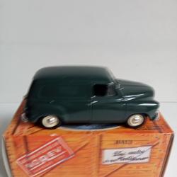 Colorale 1951 Norev neuf avec boite d'origine 1/43