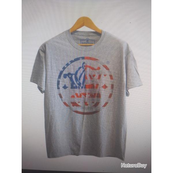 Tee shirt smith et Wesson drapeau usa