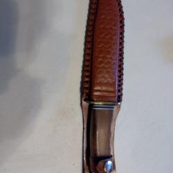 couteau de chasse avec étui en cuir