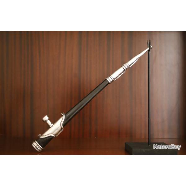 Pipe en corne et argent - Himalaya, Mongolie ou Tibet, 19me sicle