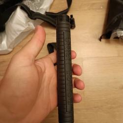 Matraque téléscopique de CRS